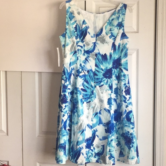 London collection dress (brand new) - Picture 2 of 4